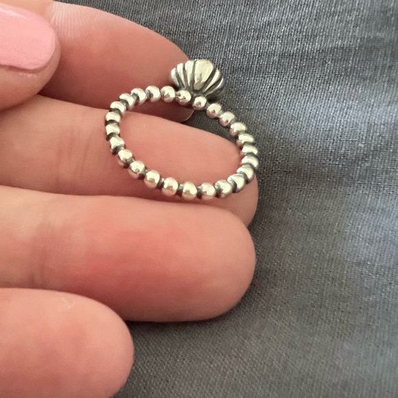 Pandora Green Round Ring - Picture 2 of 7